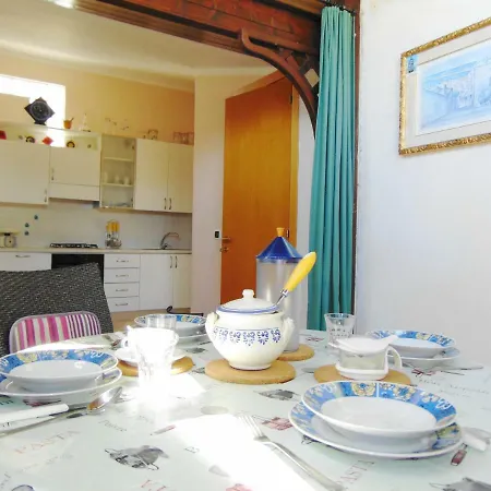 Ferienhaus Antonio Calderisi *